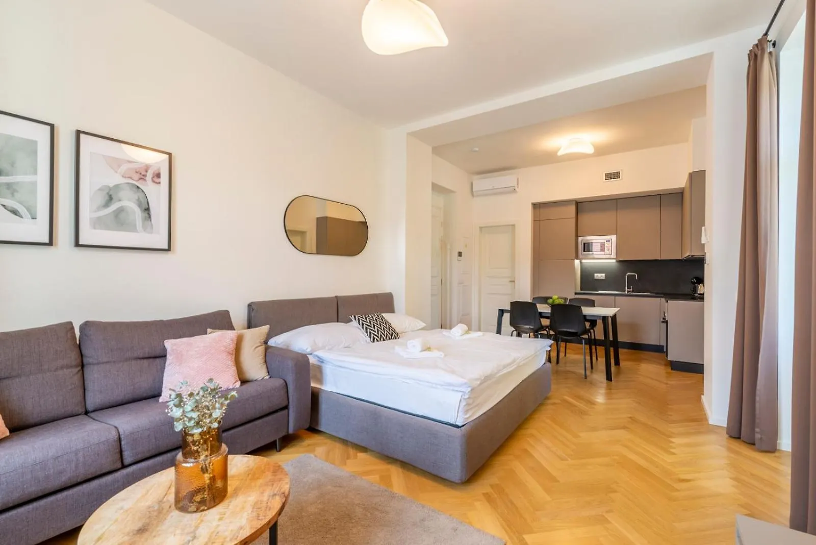 **** מלון דירות פראג Petrin Tower Residence צ'כיה